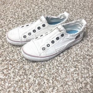 Blowfish Malibu Sneakers Size 8.5